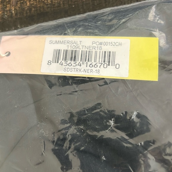 Summersalt Sidestroke - Picture 5 of 5